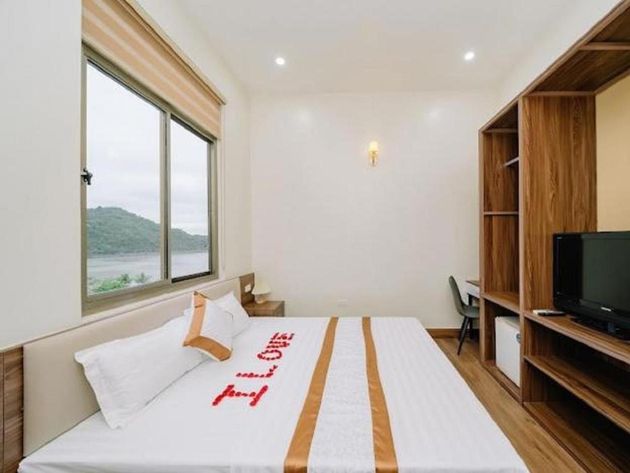 Brother Friendly - Gia Cat Long Hotel Dong Khe Sau Exterior photo